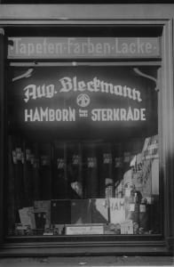 Ladengeschäft von außen (1933) Tapeten-Teppichboden Bleckmann in Duisburg